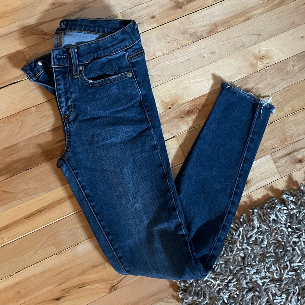 Gap True Skinny Jeans